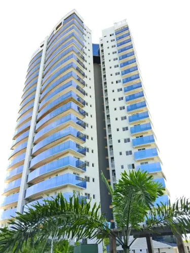 Locação de Apartamento Mobiliada no Izzi Eusébio de 3 Dormitórios, Sala integrada à varand