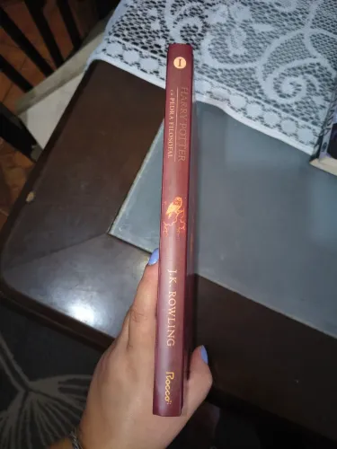 Livro Harry Potter e a Pedra Filosofal