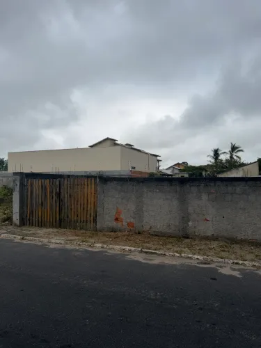 Vendo terreno 300mt