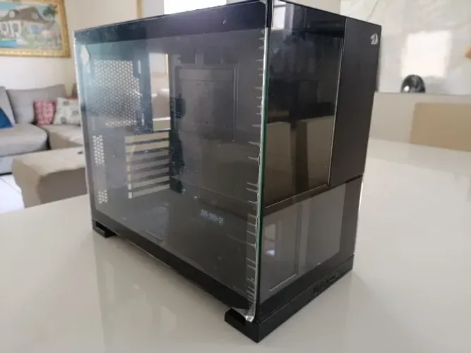 Gabinete Gamer Redragon Eternal Pro