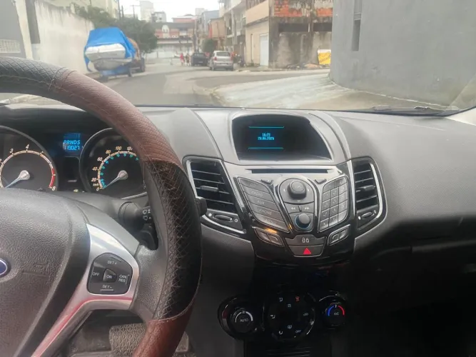 Ford Fiesta Tit./tit.plus 1.6 16V Flex Aut. 2014