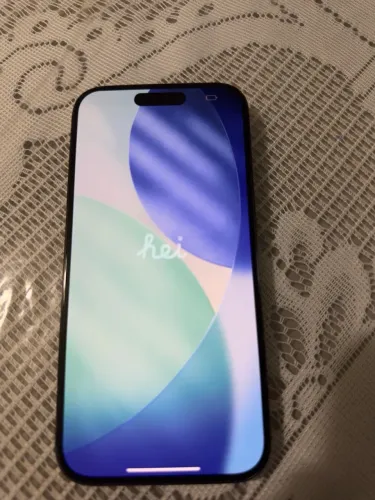 IPHONE 15 PRO 128 GB (Problema na bateria e traseira trincada)