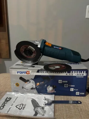 Esmerilhadeira e lixadeira 800w C/3 discos corte, uso profissional.