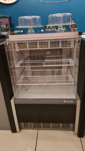 Vitrine Refrigerada Gelopar 75cm 220V