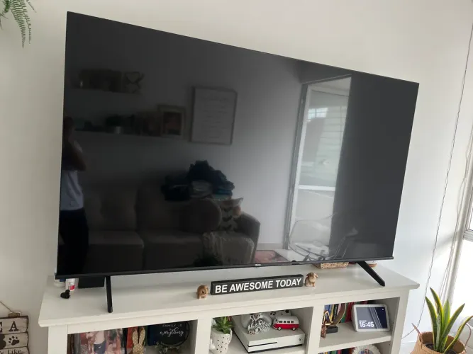 TV Hisense 75 polegadas para retirada de peças