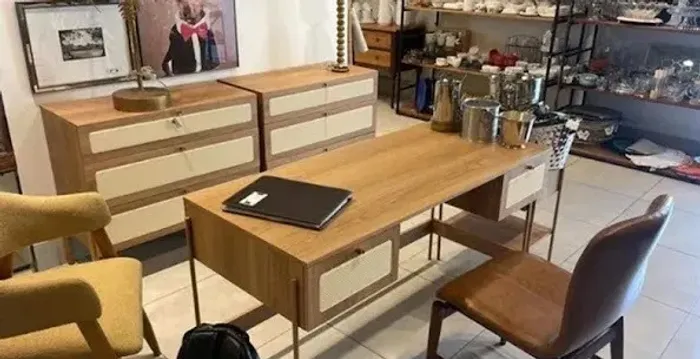 Estilo Escandinavo/Escrivaninha/2 gavetas/39L+ 2 Balcões/3 Gavetas/93L, R$4.181,32!