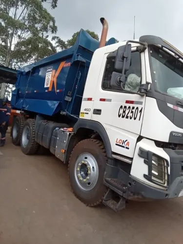CAMINHÃO BASCULANTE 6X4 - 30TON / 18M³