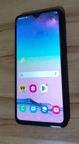 Samsung M20