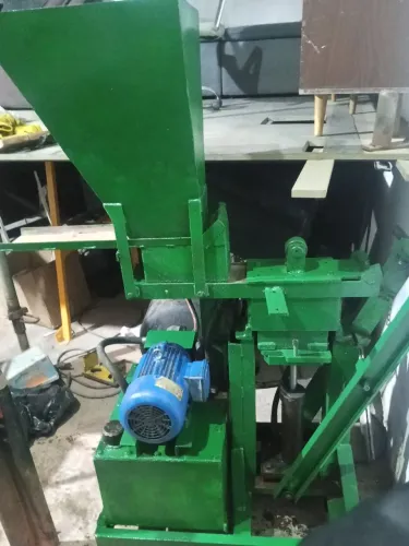 Máquina de tijolo ecológico