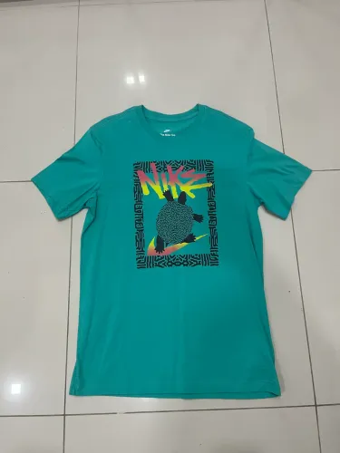 Camiseta Nike com Estampa