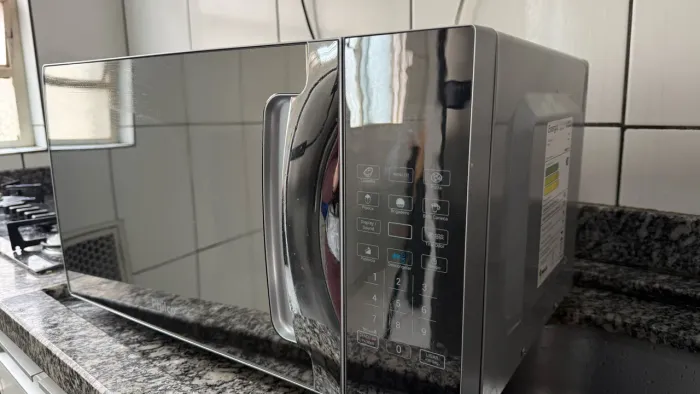 Microondas Philco 28L Espelhado