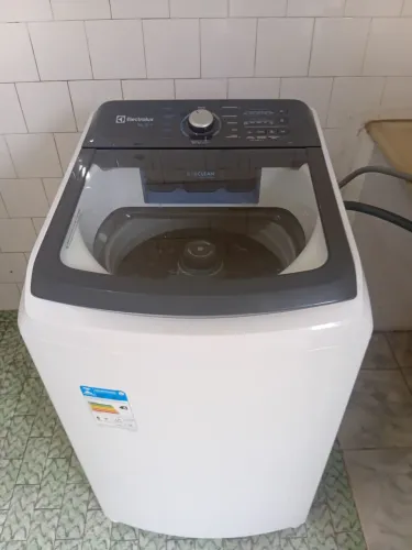 Maquina de lavar Electrolux 14,5 kg