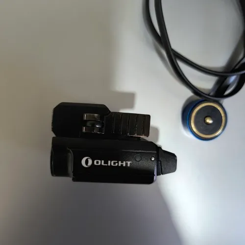 Lanterna olight .
