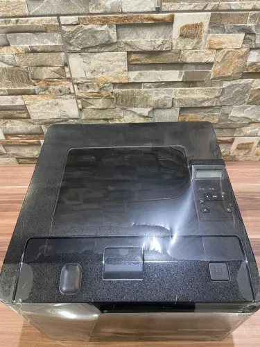 Impressora HP LaserJet Pro 400 m401