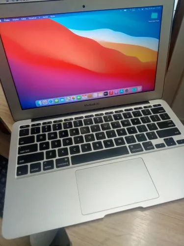 MacBook air 11/Core i5/SSD 256gb/4gb DDR3/Perfeito funcionamento
