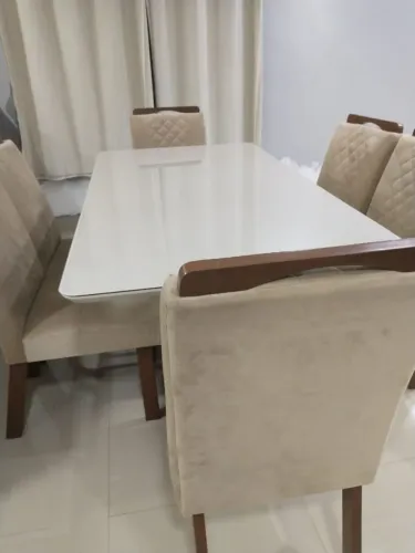 Vendo mesa 6 cadeiras