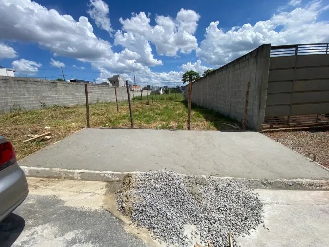 Terreno 6x25 calçada pronta (Aceito financiamento e proposta )