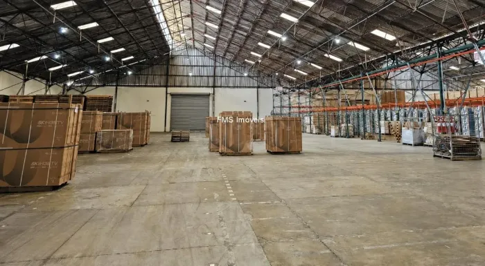 Galpão com 2500m2 em Cajamar/SP