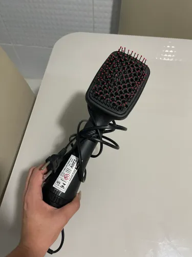 Escova Secadora 220V ? Pouco Usada e Conservada