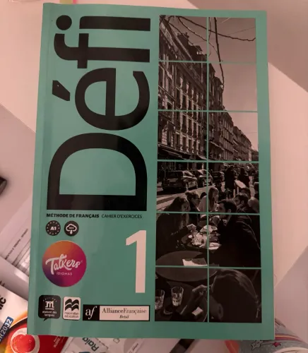Livro + Caderno de Exercícios Défi 1 Francês A1