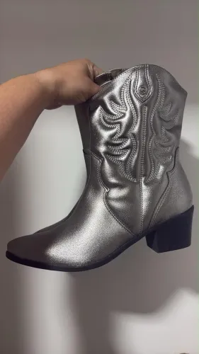 Bota feminina tamanho 39