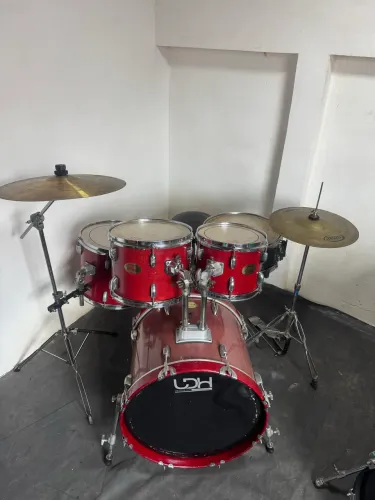Bateria instrumentos musicais