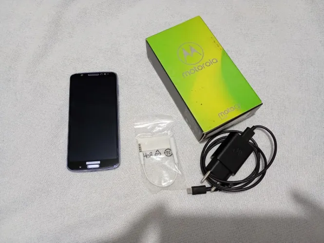 Celular moto G6 plus