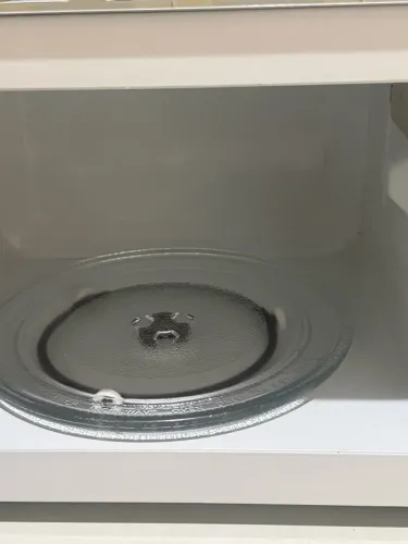 Vendo microondas em perfeito estado de funcionamento e conservação!