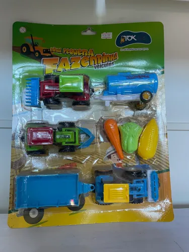Kit Minha Pequena Fazendinha Veículos 