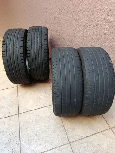 Pneu 235/50 R19 - Macaé 