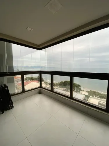 Apartamento mobiliado frente mar no Pereque, Porto Belo/SC