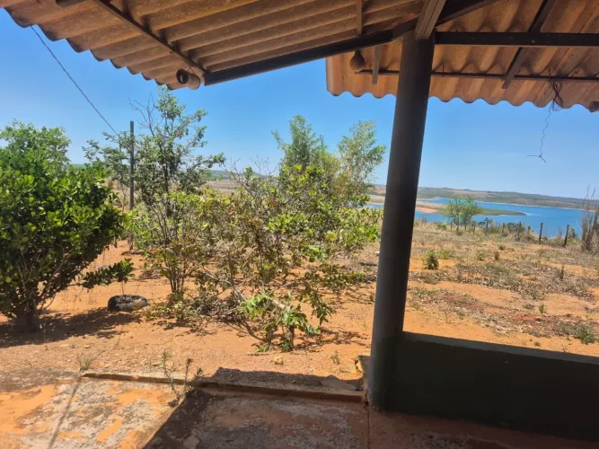 VENDE-SE RANCHO NO SÃO MARCOS - CRISTALINA/GO 