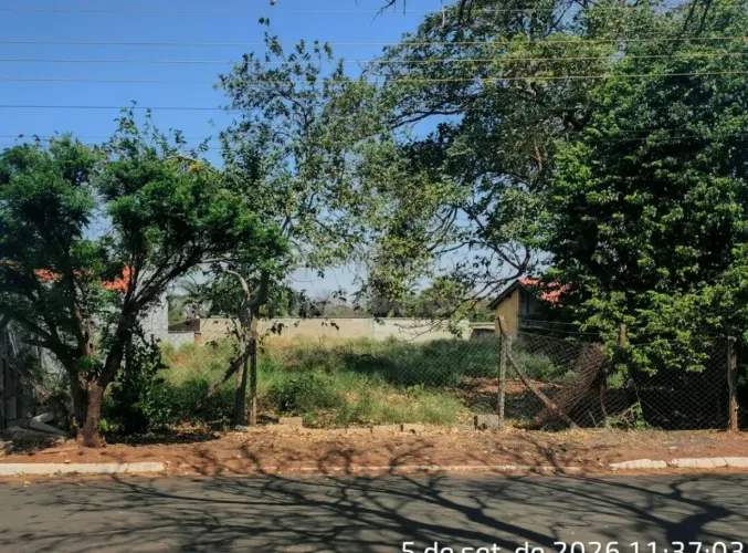 Terreno a venda - cond. em Fronteira-MG