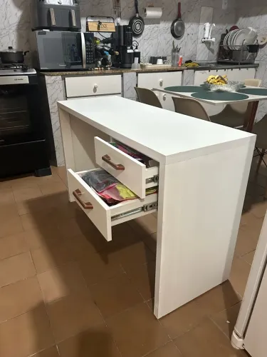 Vendo escrivaninha em perfeito estado