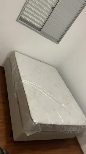 Cama box casal novinha