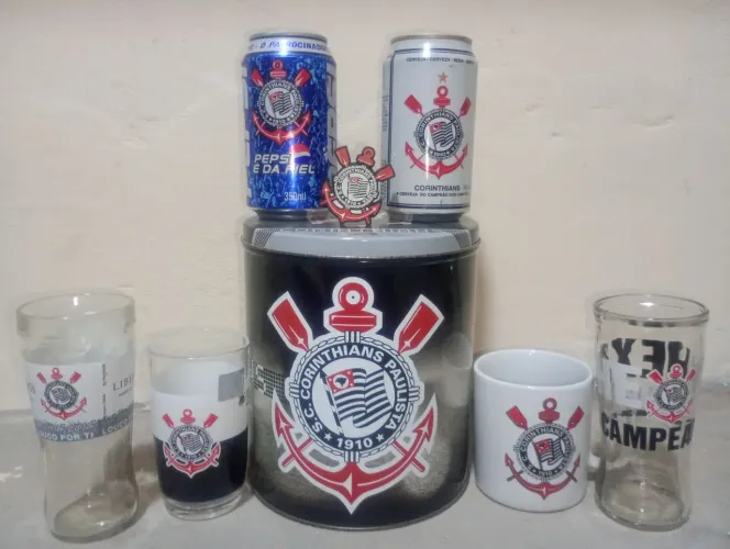 Lote Copos e Latas Corinthians 
