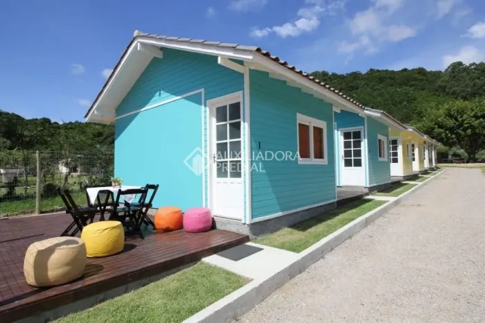 CASA A VENDA EM JURERÊ