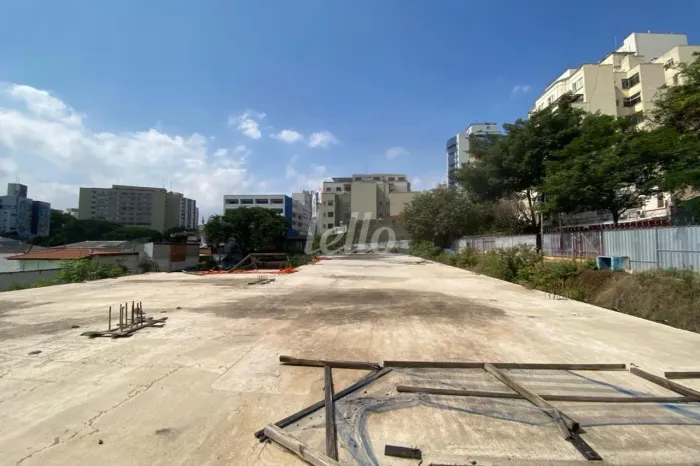 Terreno null quartos para alugar no(a) Santa Cecília