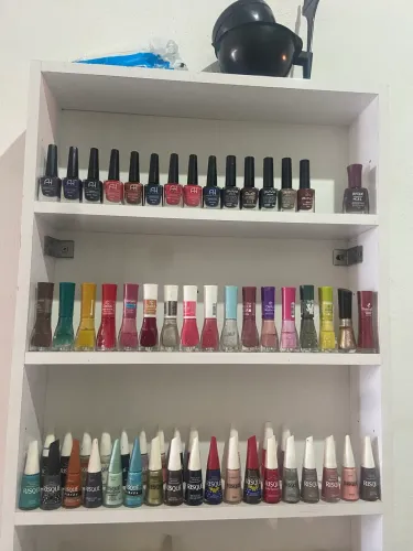 Marerial de unhas, tenho mais coisas falar se tiver interesse contato nas informações