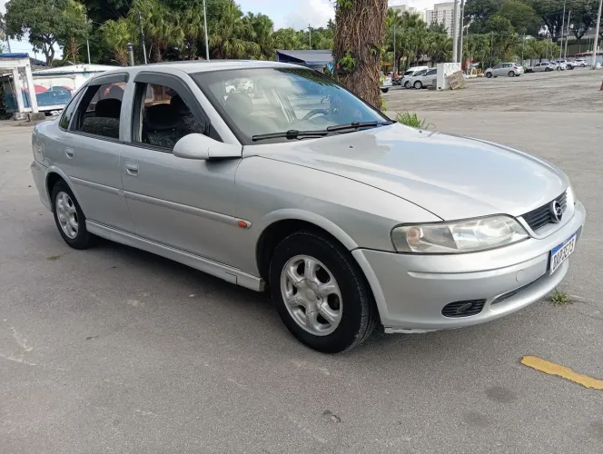 Chevrolet Vectra GL 2.2 MPFI Milenium 2001