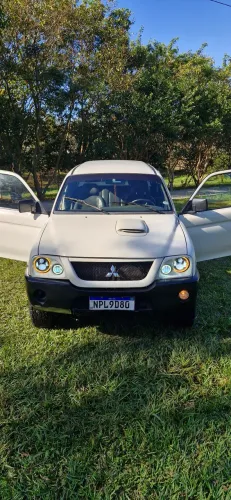 Mitsubishi L200 GL 2.5 4X4 CD Diesel 2009