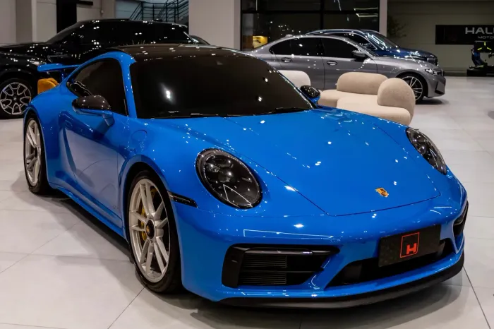 Porsche 911 Carrera Coupe GTS 3.8 24V 408cv 2024