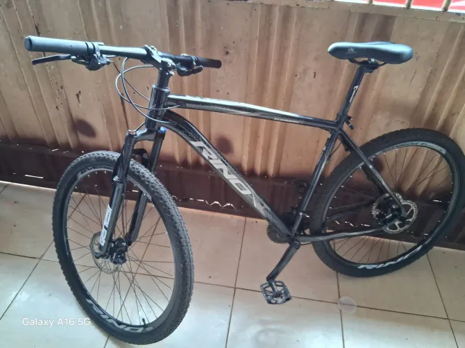 Bicicleta aro 29 freios hidráulicos !!!