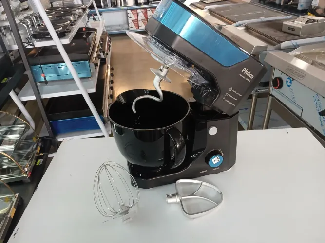 Batedeira Planetária Philco Preta 800W 12 Velocidades 5 Litros
