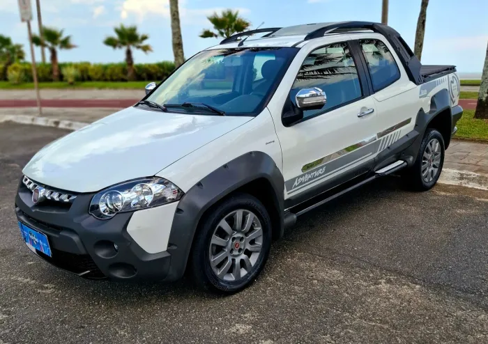 Fiat Strada Adv. M. March.1.8 Dual. Flex CD 2013