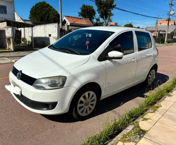 Volkswagen Fox 1.6 MI Total Flex 8V 5P 2012