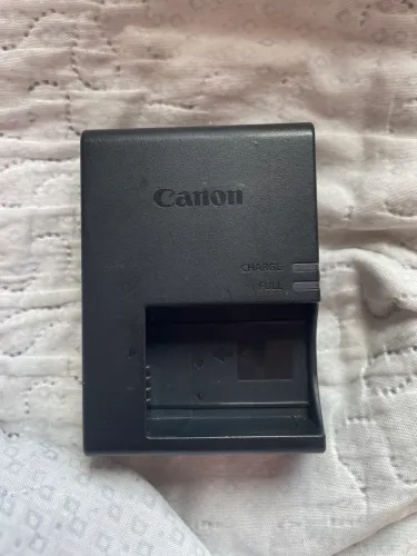Carregador Original Canon LC-E17 para Bateria LP-E17 - Pouquíssimo Uso