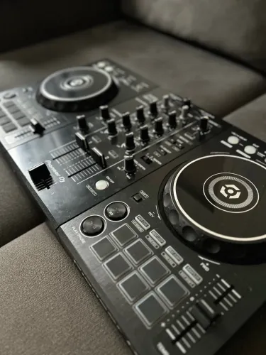 Pioneer DDJ-400 à venda