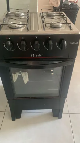 Eu estou vendendo esse fogão