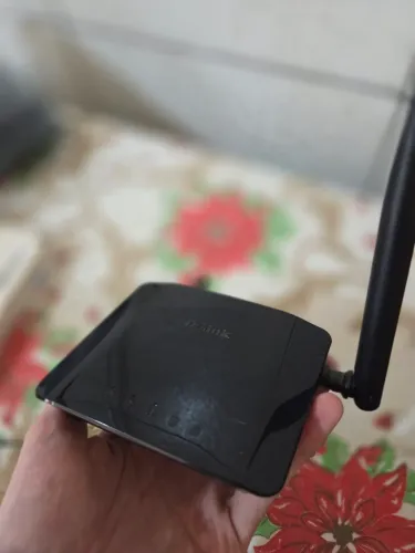 Roteador Wireless D-Link DIR-608 N150 - Ótimo Estado